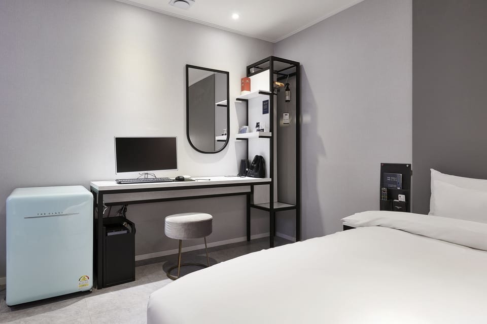 Standard Double Room, City View | Free WiFi