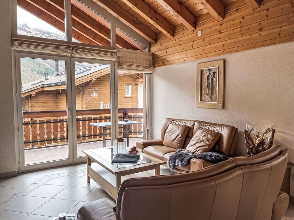 Home, Furniture, Ceiling, Apartment, Hardwood, Wood Stain, Chair, Attic, Log Cabin, Living Room
