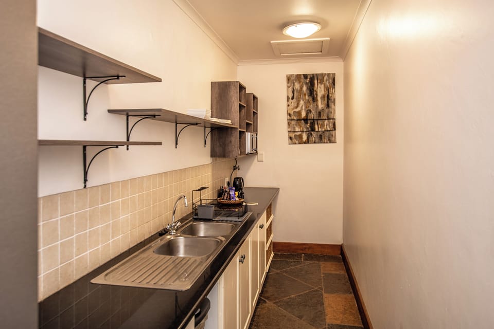 Luxury Suite | Private kitchen | Electric kettle