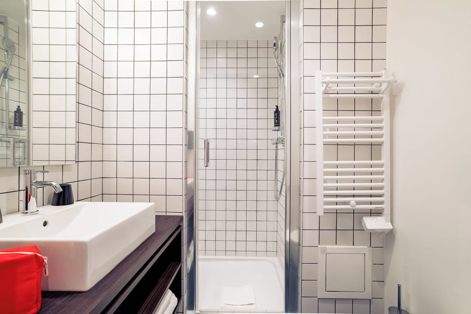 Family Apartment | Bathroom