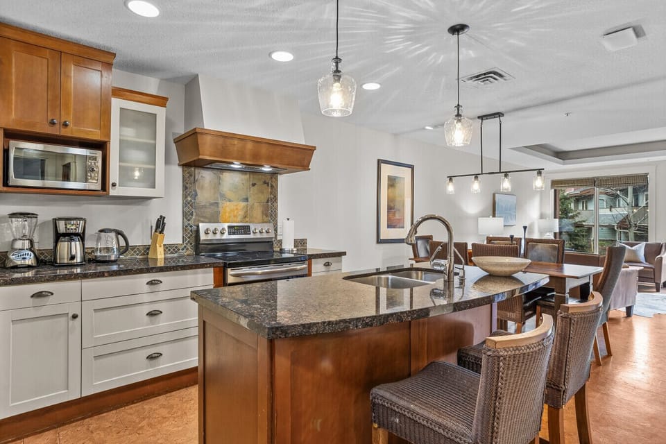 Breakfast Bar