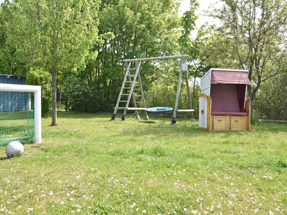 Garden [summer]