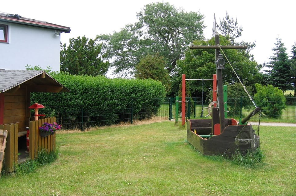 Garden [summer]
