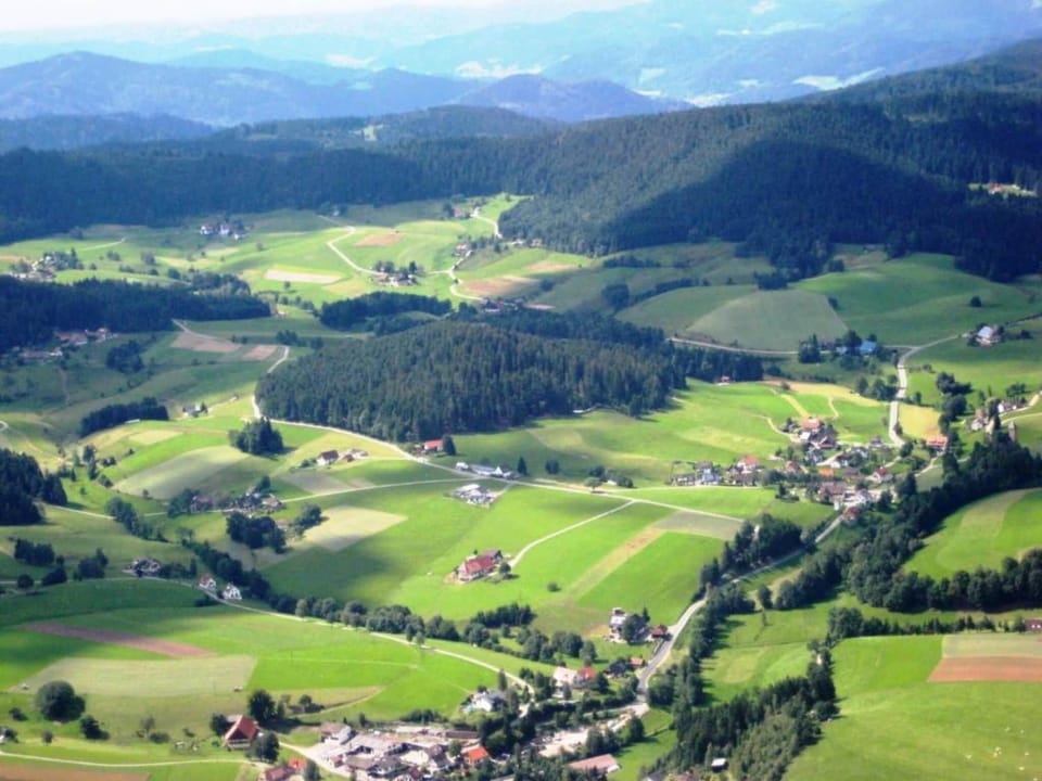 Region [summer] (>5 km)