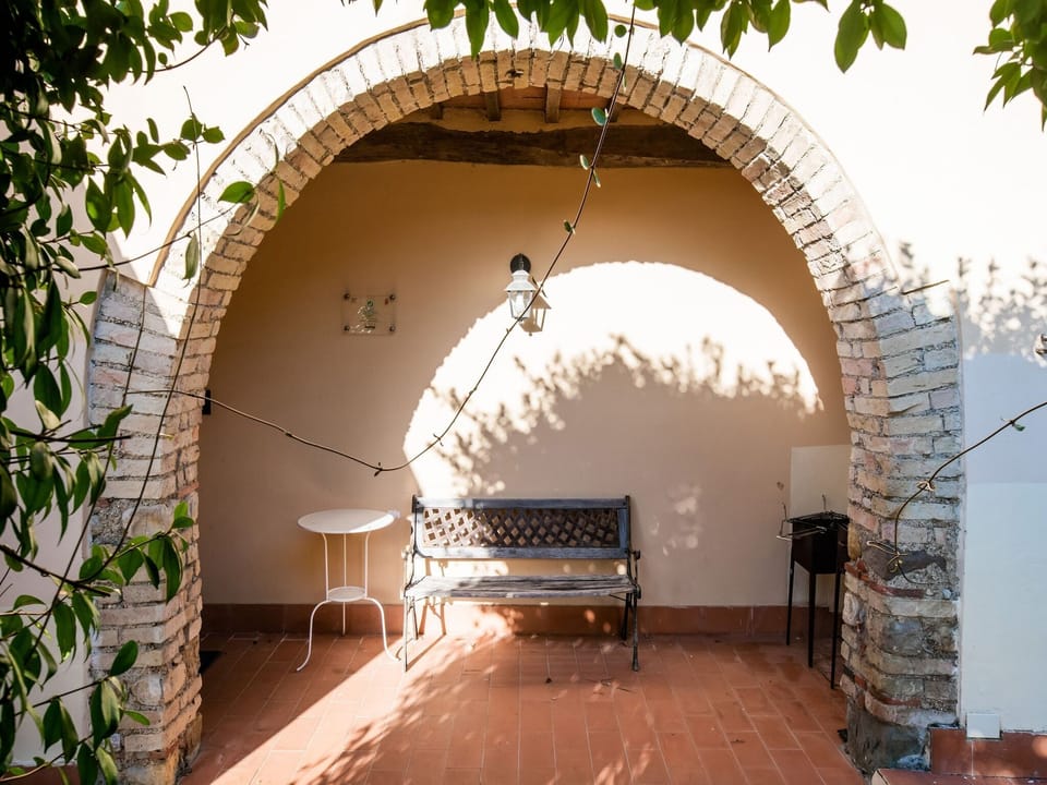 Entrance / Reception