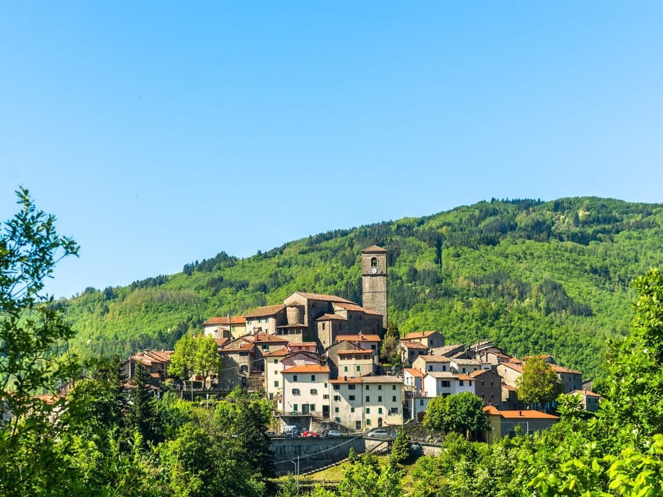 Surroundings [summer] (1-5 km)