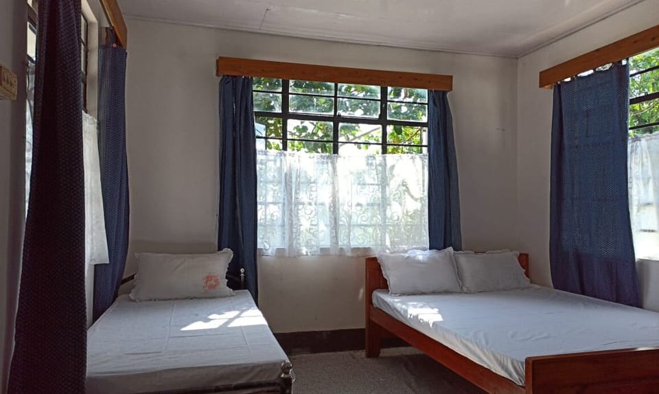 Deluxe Triple Room | Laptop workspace, free WiFi