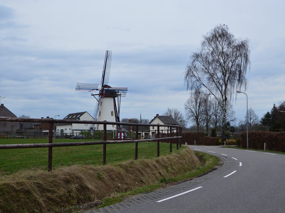 Surroundings [summer] (1-5 km)
