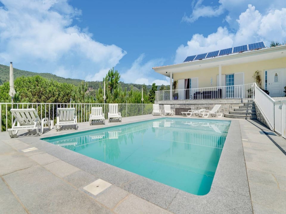 Holiday Home Swimming Pool