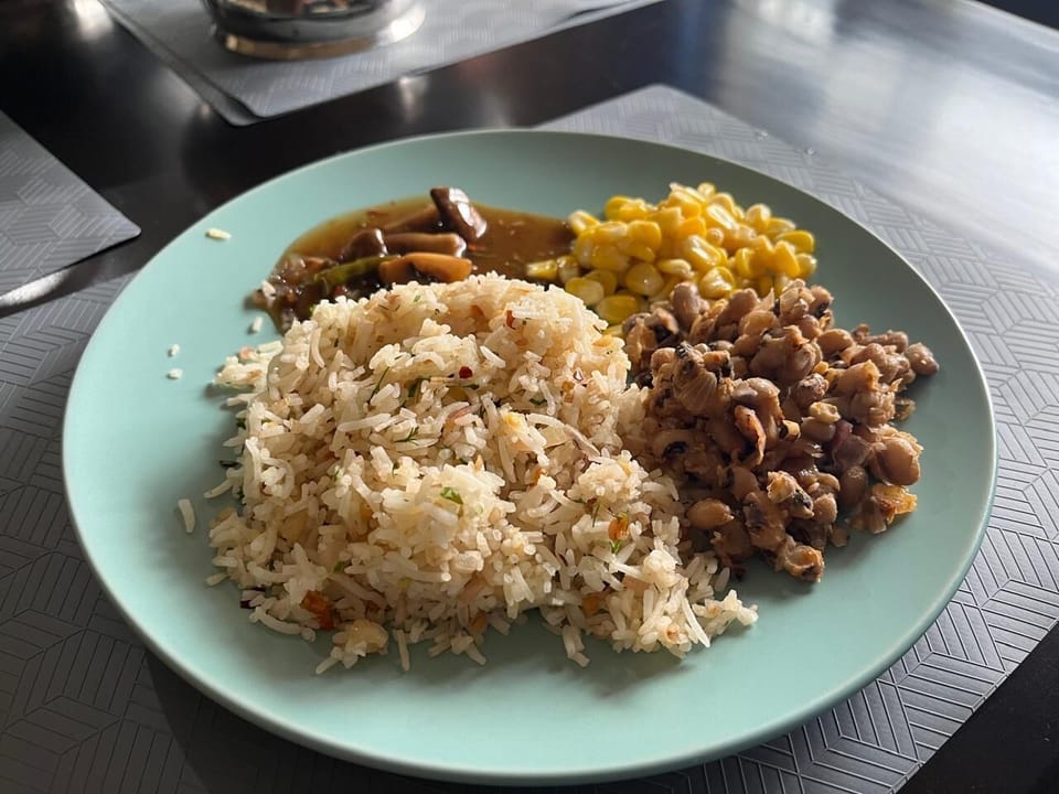 Free daily local cuisine breakfast