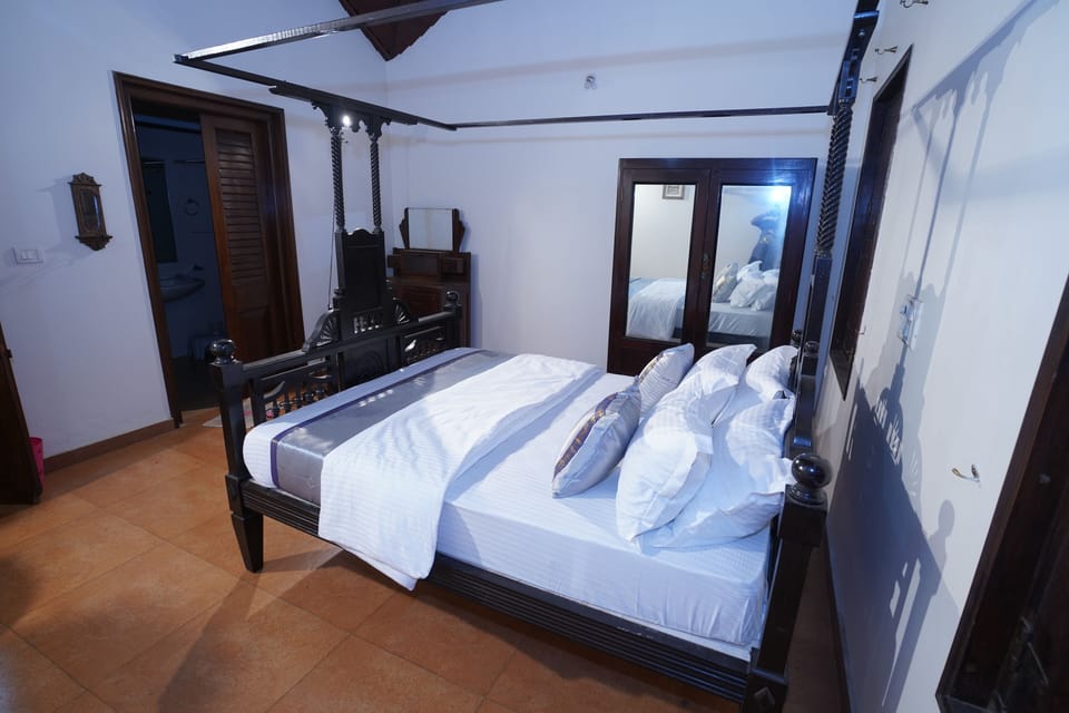 Deluxe Double Room | Blackout drapes, iron/ironing board