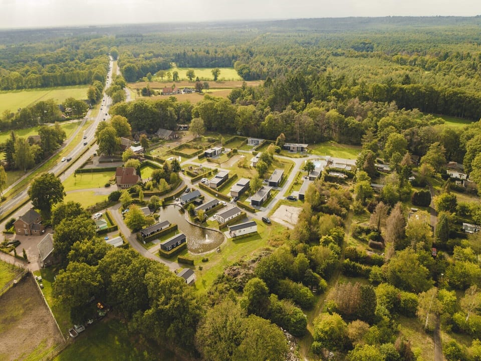 Region [summer] (>5 km)