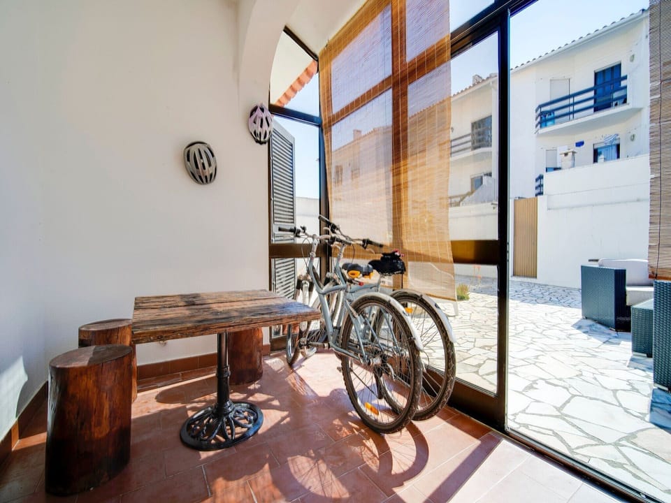 Holiday Home Facilities and Services