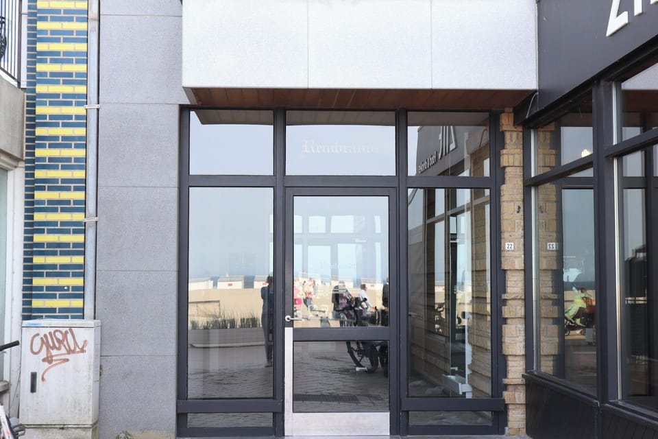 Entrance / Reception