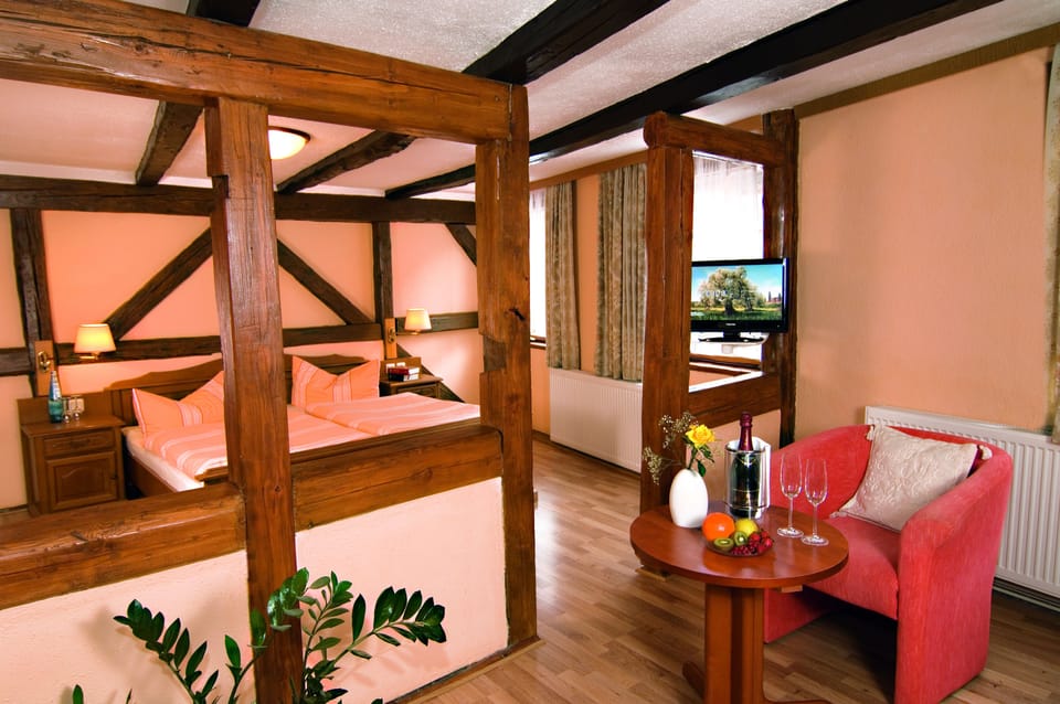 Standard Double Room, 1 Double Bed | Down comforters, cribs/infant beds, rollaway beds, free WiFi