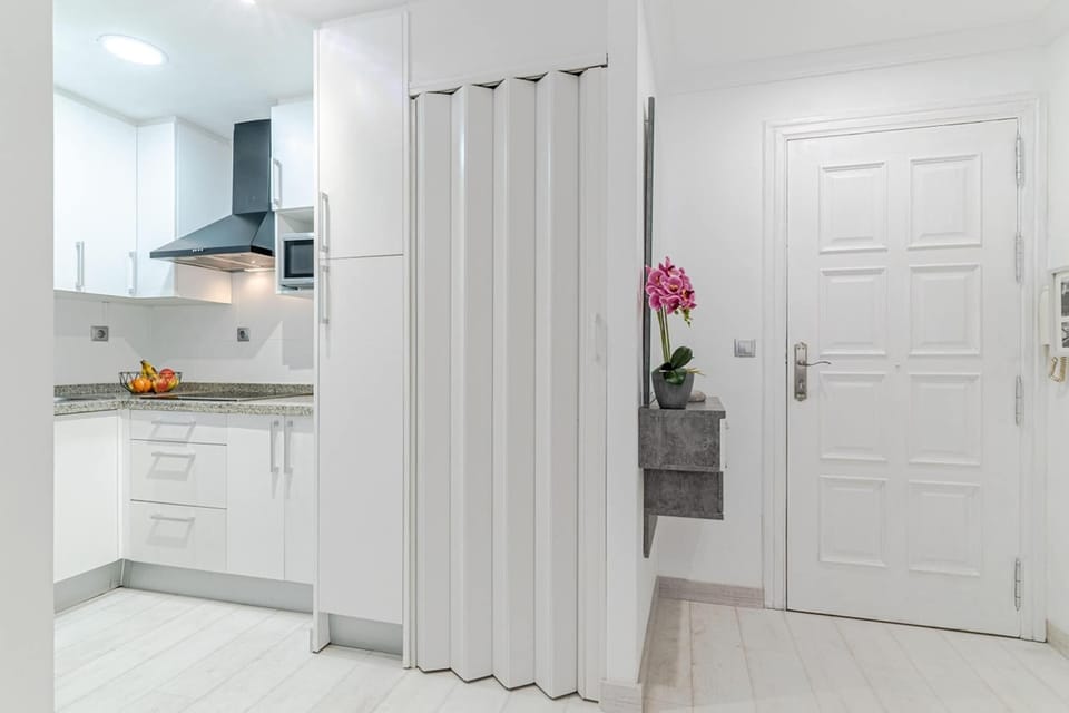 Entrance / Reception