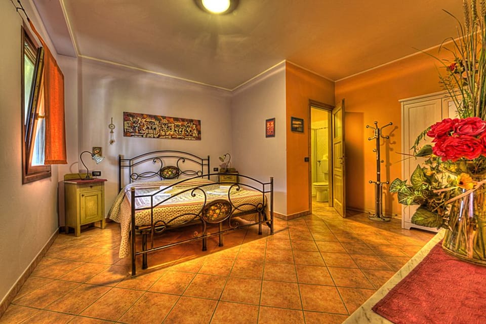 Double or Twin Room | Desk, cribs/infant beds, free WiFi, bed sheets