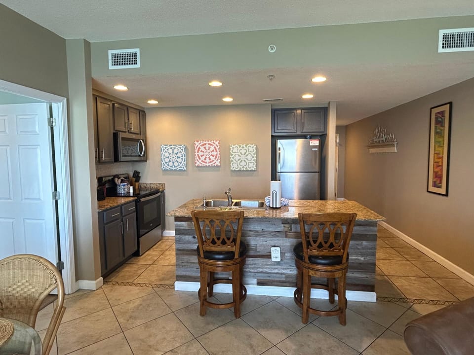 Condo, Multiple Beds (Sterling Reef 1404) | Private kitchen | Oven, toaster