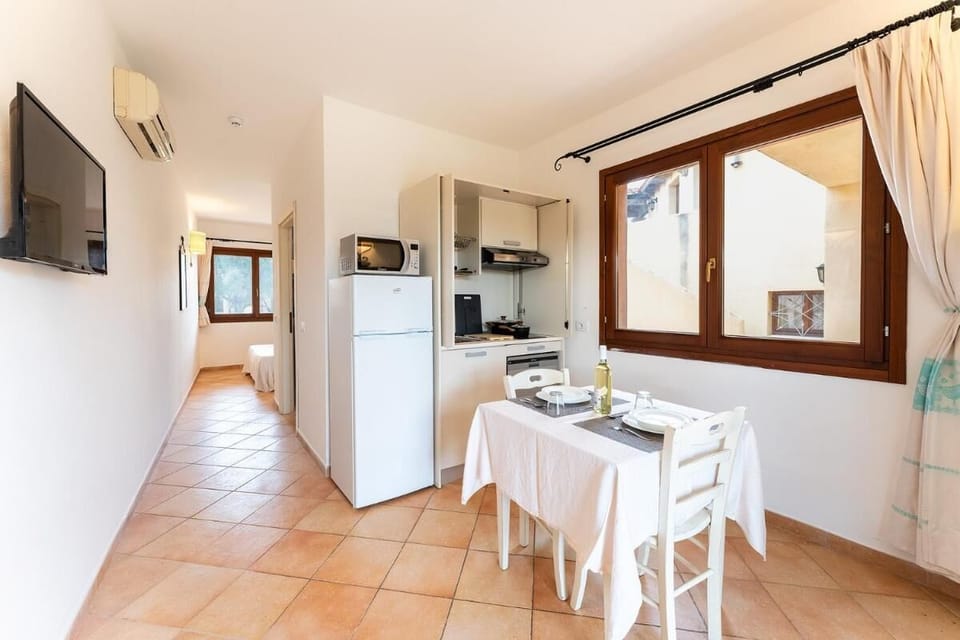 Apartment, Patio | Dining