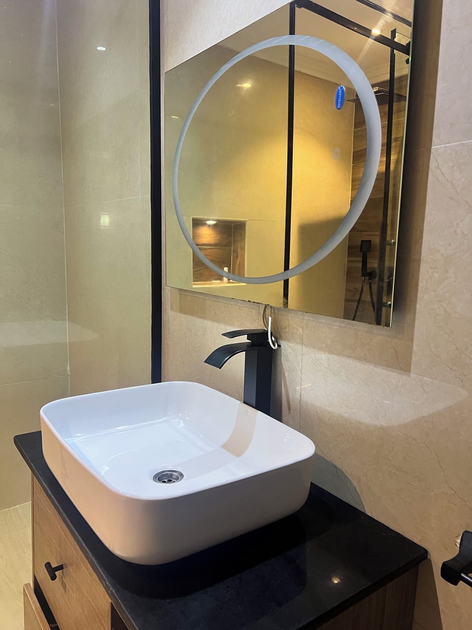 Basic Room | Bathroom | Slippers