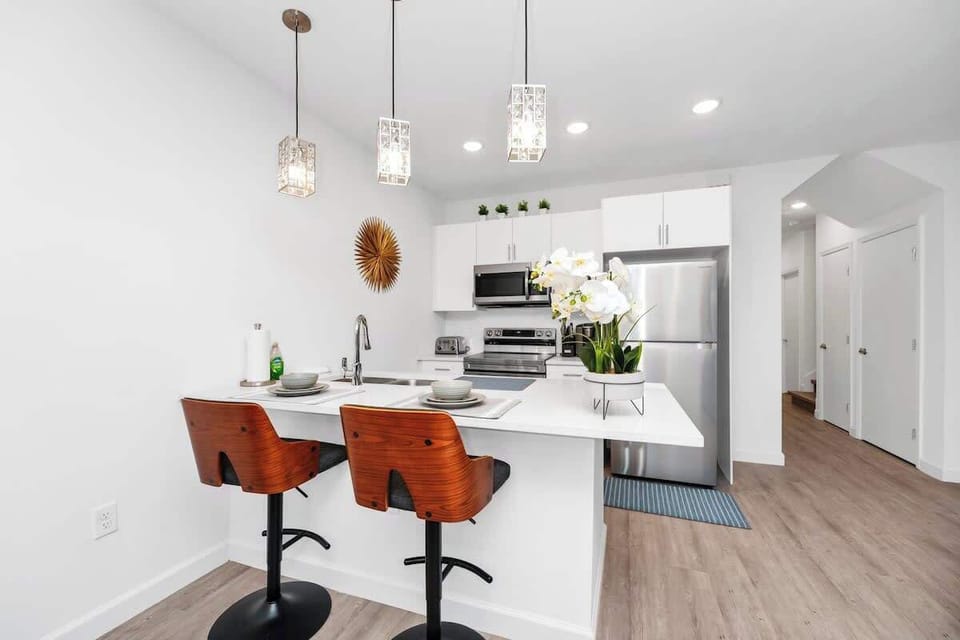 Fully equipped kitchen with all the appliances you need for home-cooked meals.