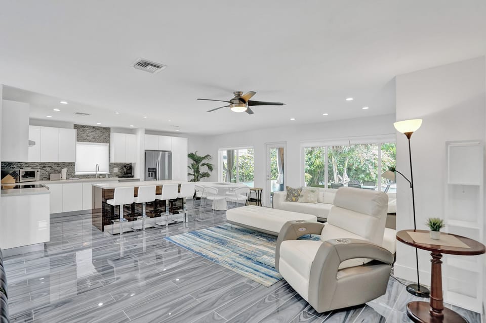 House, Pool View | Living area