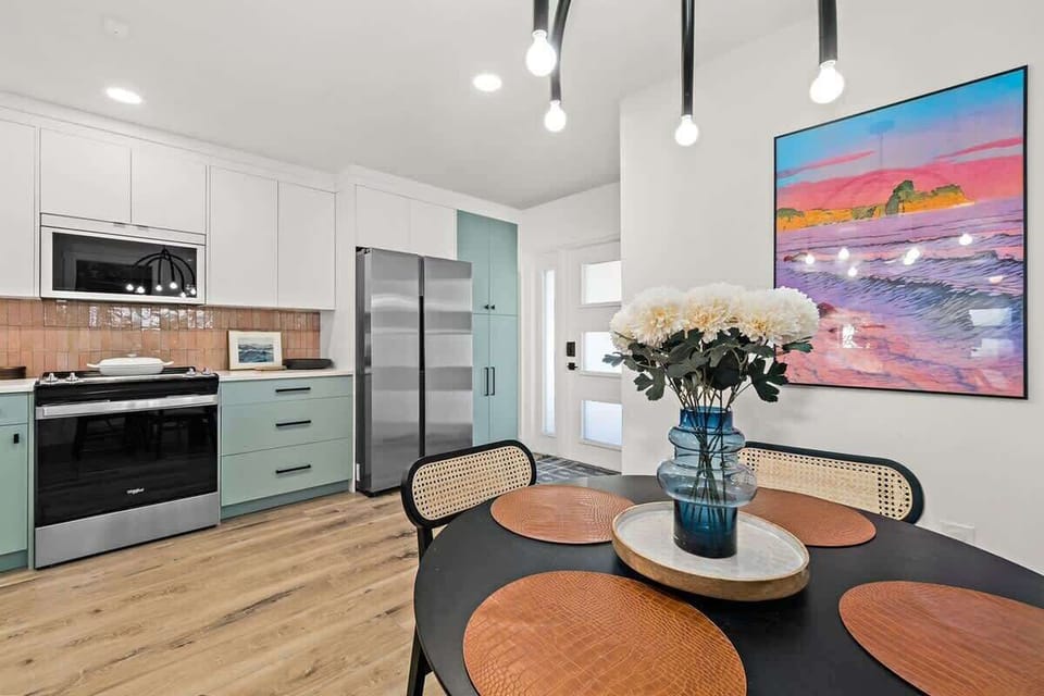 Dining Space Seating for 4