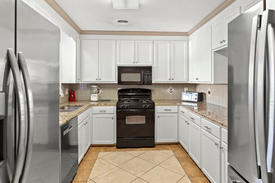 Whip up something delicious in the fully-equipped Kitchen.