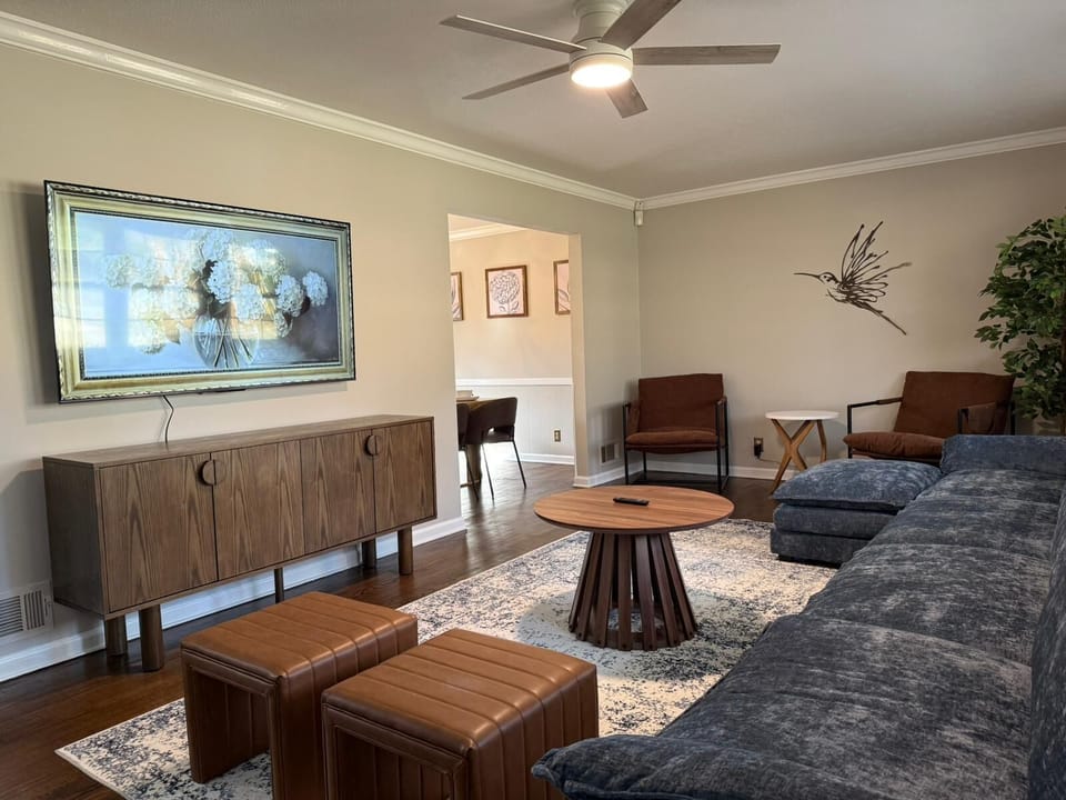 Cozy living room with comfy sofa—perfect for relaxing and unwinding.