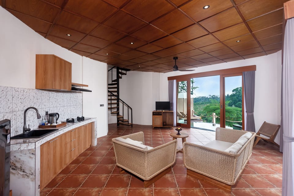 Private kitchenette