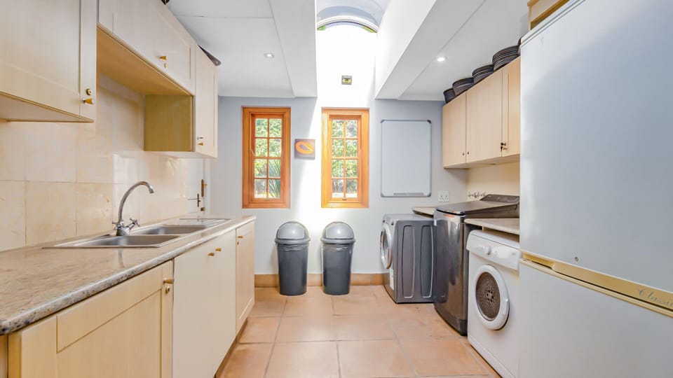 Deluxe Cottage | Private kitchen