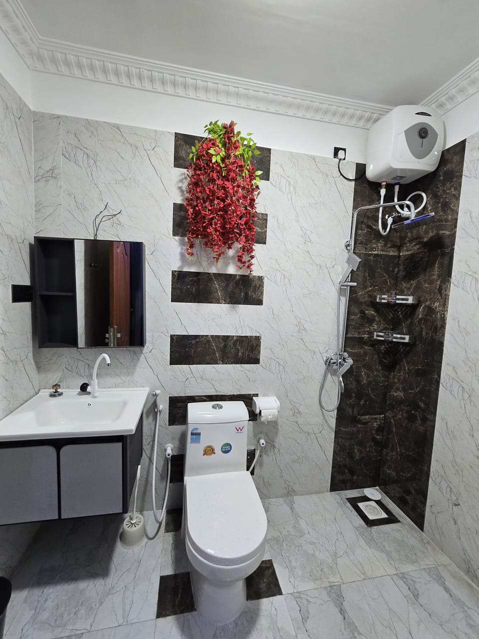 Basic Double Room, Balcony, Garden View | Bathroom | Hair dryer, towels, soap