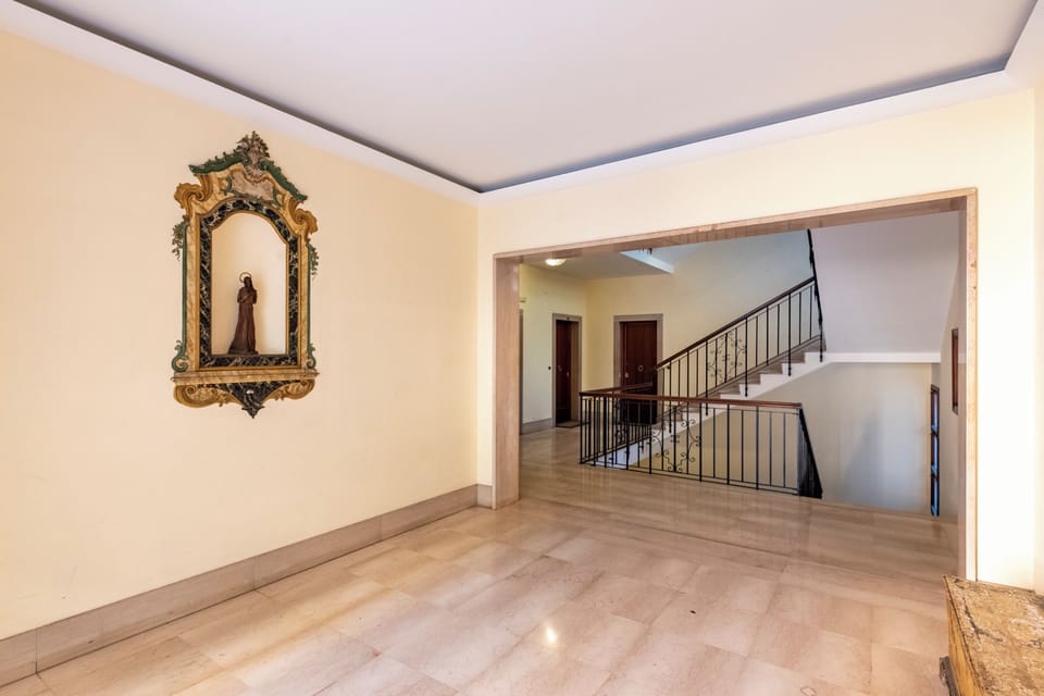 Standard Apartment, 3 Bedrooms, 2 Bathrooms (House Rondinella Genova City Center) | Interior