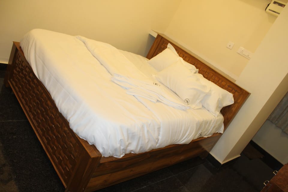 Deluxe Double Room | Free WiFi