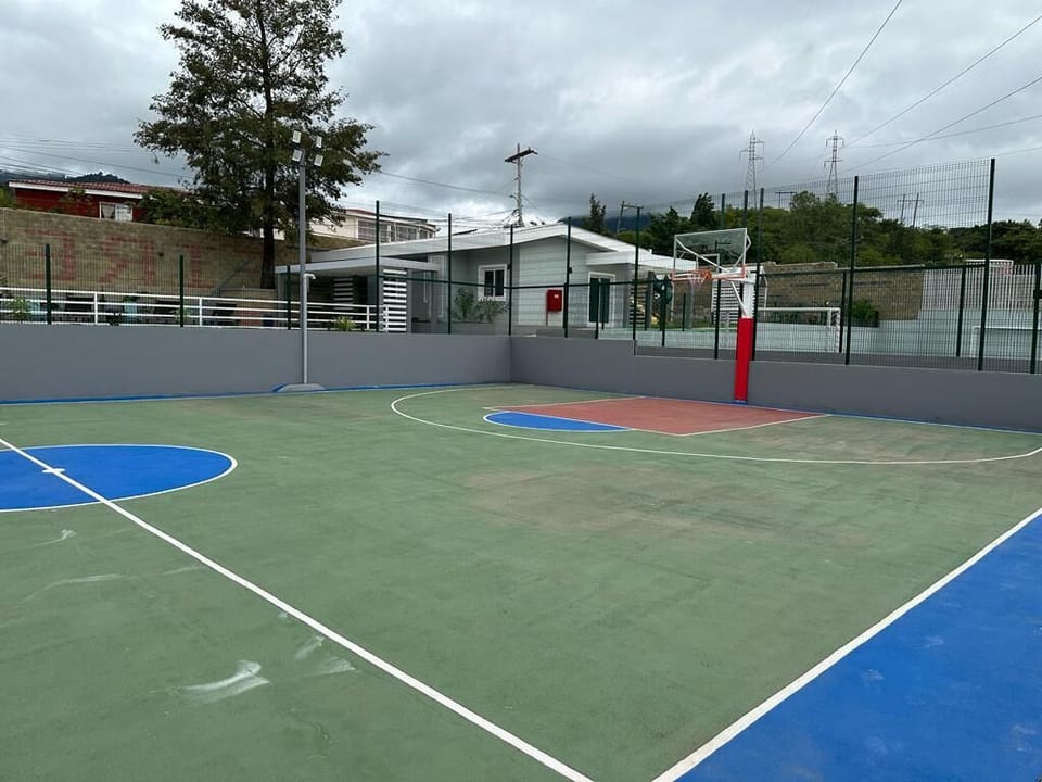 Sport court