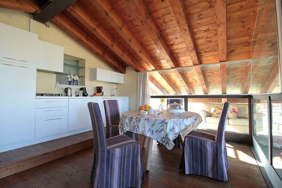 Autumn, Kitchen, Spring, Summer