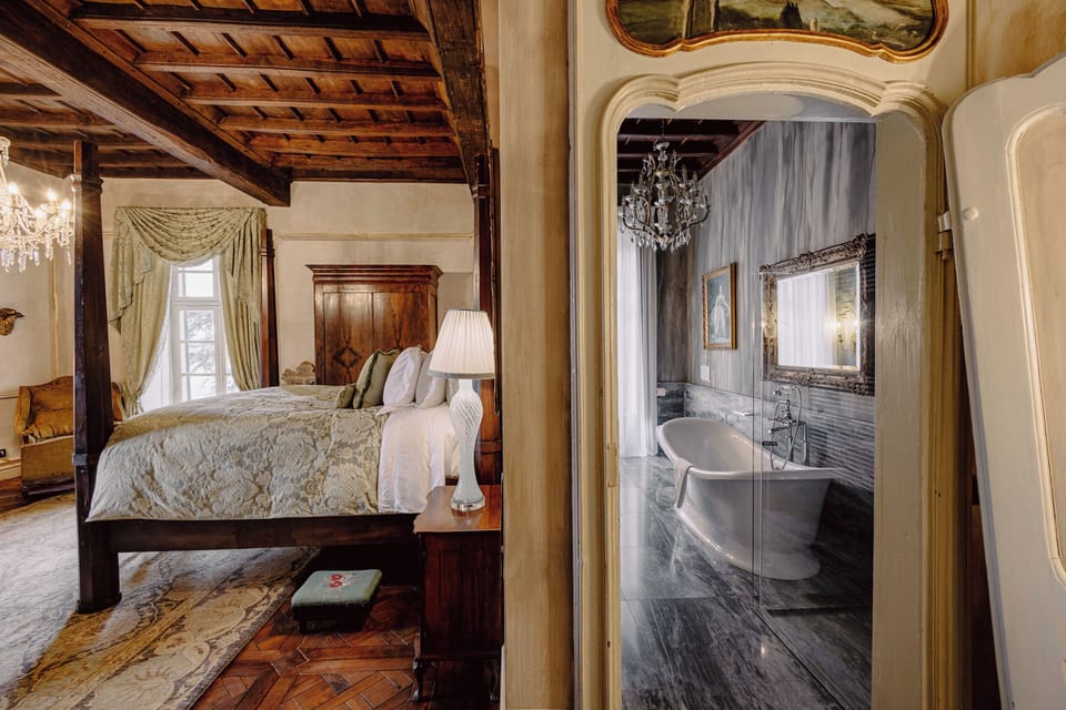 Double Room (French Room) | Premium bedding, individually decorated, individually furnished