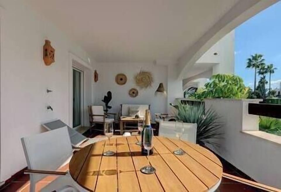 4b3dc10a 2415 48f5 9fd0 2b1ec12f06ed