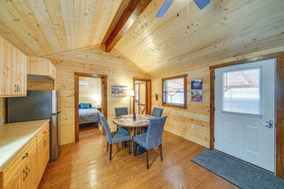 House (2 Bedrooms) | Interior