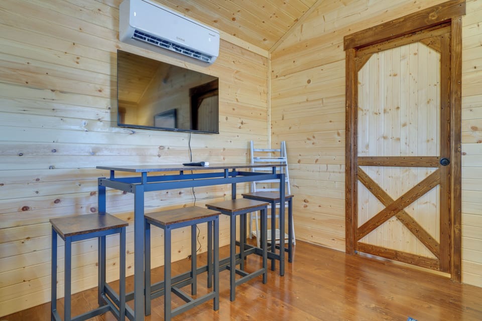 House (1 Bedroom) | Interior