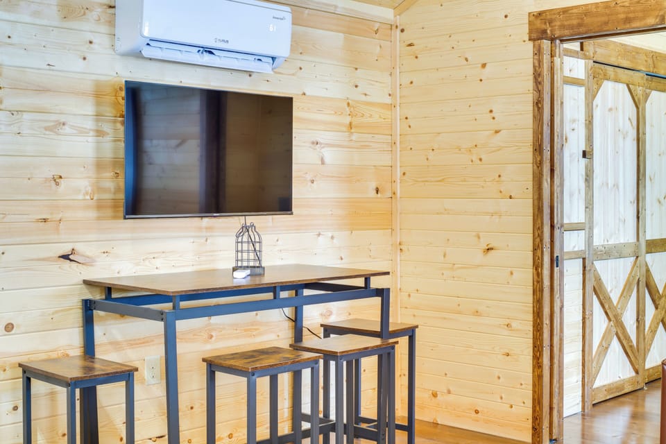 House (1 Bedroom) | Interior