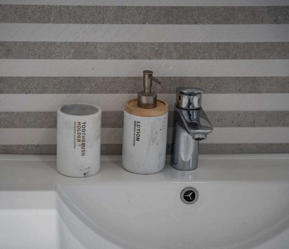 Apartment, 3 Bedrooms, Smoking, Balcony | Bathroom | Toilet paper