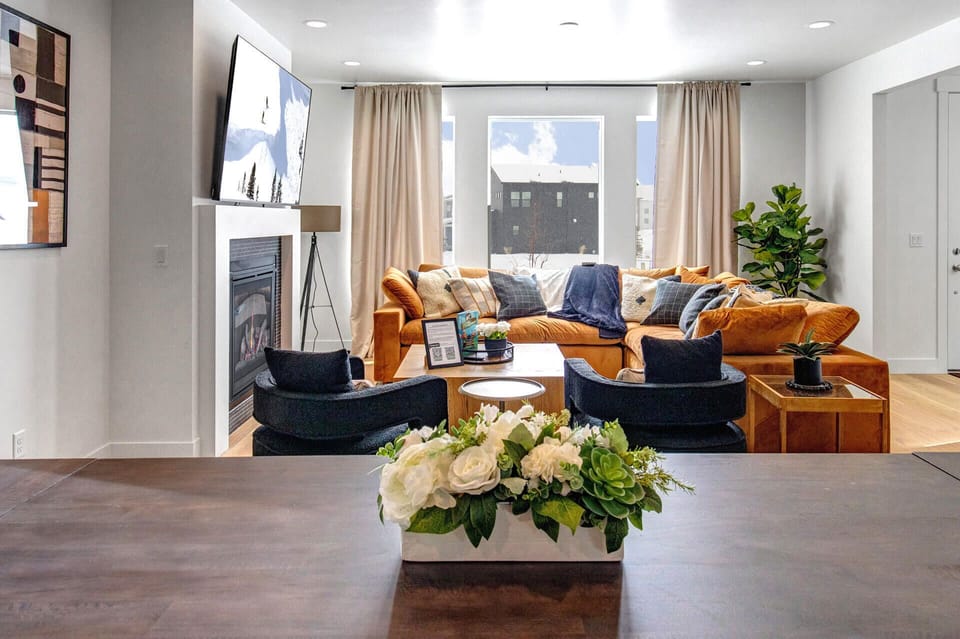 Silver Creek Village 6635: