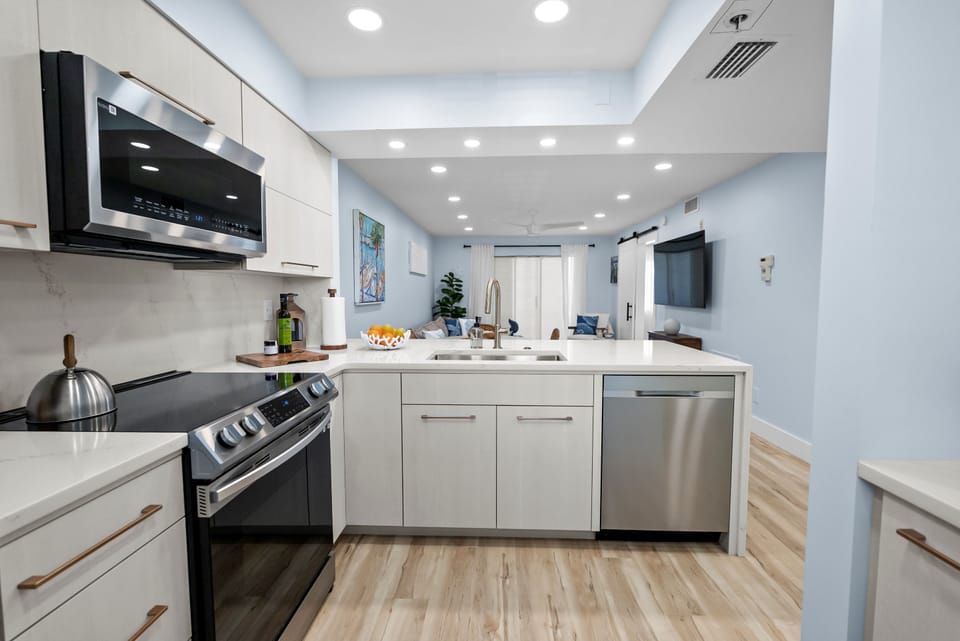 Fully Equipped Kitchen with Stainless Steel Appliances