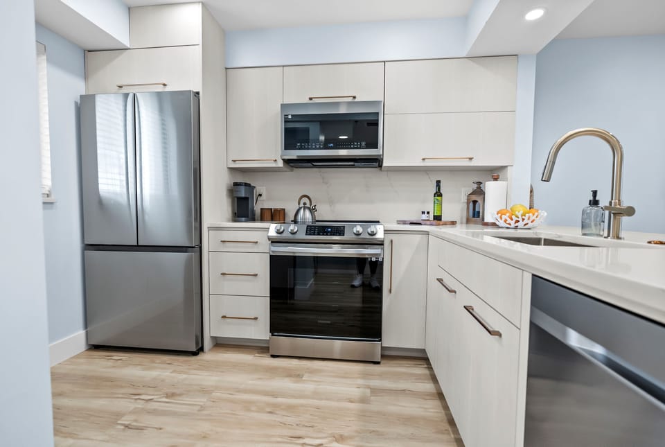 Fully Equipped Kitchen with Coffee Maker, Tea Kettle + Dishwasher