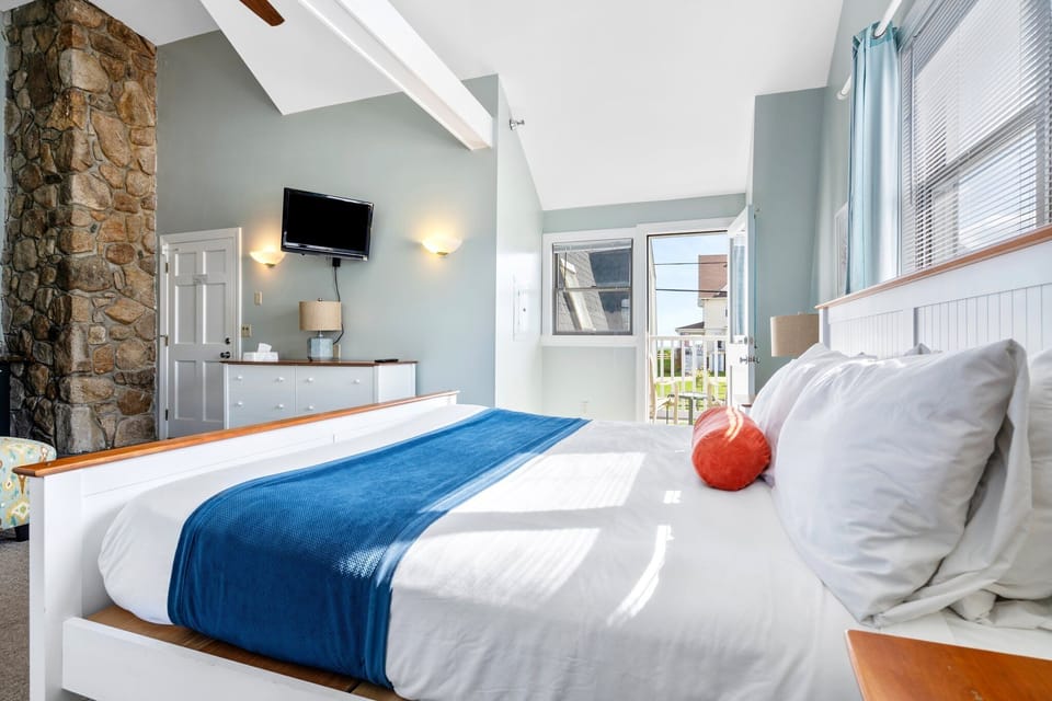 Premium bedding, individually decorated, individually furnished