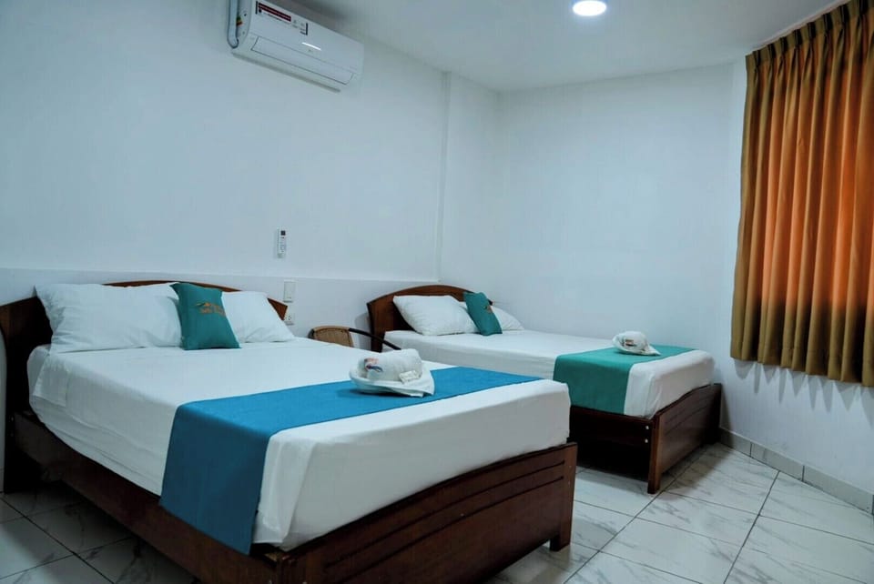 Classic Twin Room, Multiple Beds | Desk, free WiFi, bed sheets