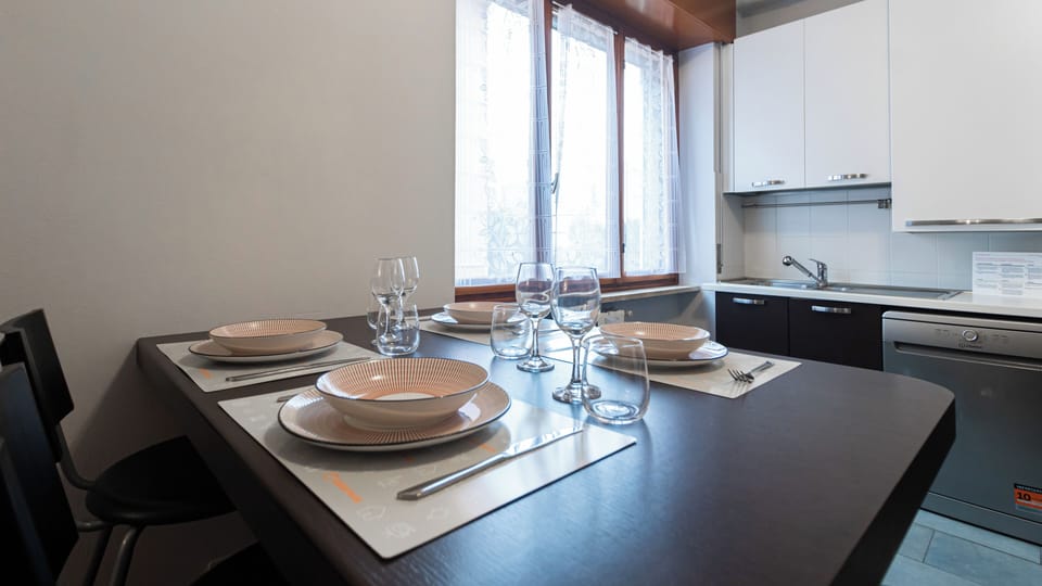 Apartment (1 Bedroom) | Interior