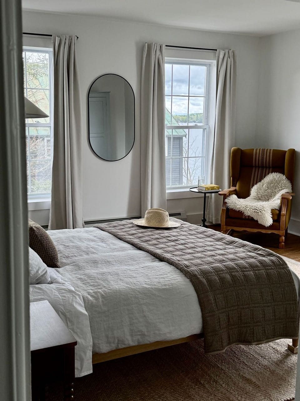 Room 1 - Long Pond