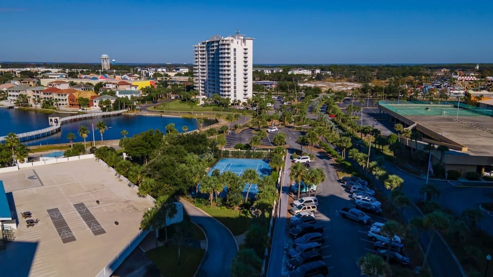 Architecture, Building, Urban, Water, Waterfront